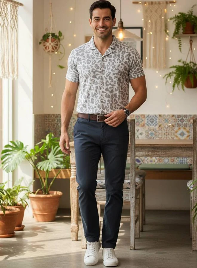 ترولوم قميص بطبعة حيوانات وقصة مريحة للرجال